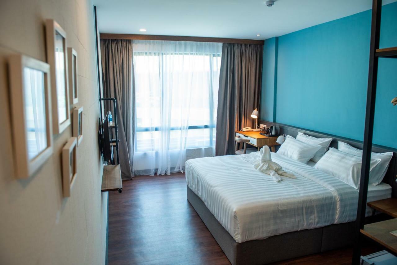 O&G Hotel Parit Buntar Eksteriør billede